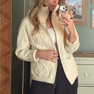 Carraig Donn 100% Wool Handknit Irish Cardigan Cable Knit Fisherman Sweater M